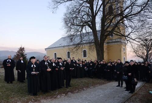 Pohrebná rozlúčka so sestrou farárkou Mgr. Kornéliou Moncoľovou