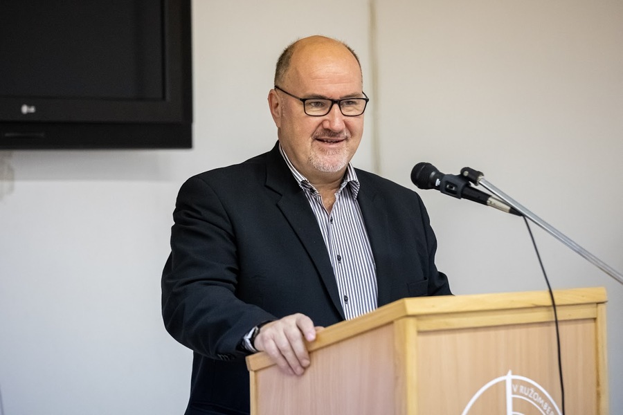 „O bratstve a sociálnom priateľstve vo svetle ekumenického pohľadu"
