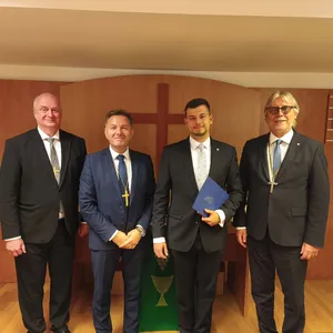 6 kaplánov a kaplánok zložilo farárske skúšky