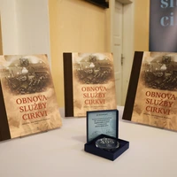 Uvedenie knihy „Obnova služby cirkvi“