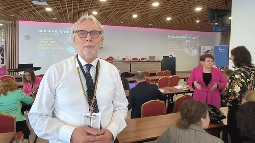 Milí moji... učitelia, buďte požehnaní