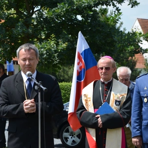 V Zalavári odhalili slovenský pamätník Cyrila a Metoda 