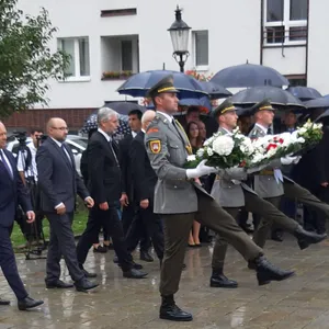 Deň obetí holokaustu a rasového násilia