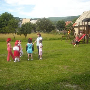 Karneval v záhrade zborového domu