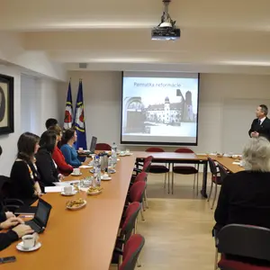 Pracovné raňajky s generálnym biskupom