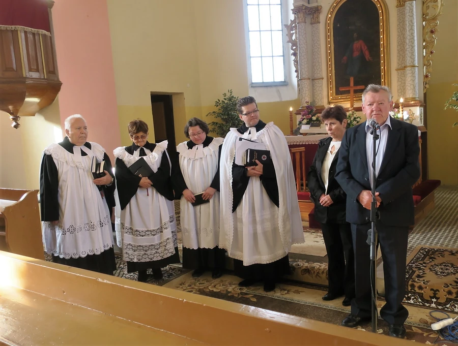 Spomienkové služby Božie v Hontianskych Tesároch 