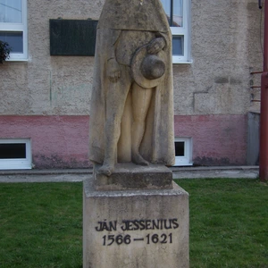 Pamätná tabuľa J. Jesseniovi  vo Vroclave    