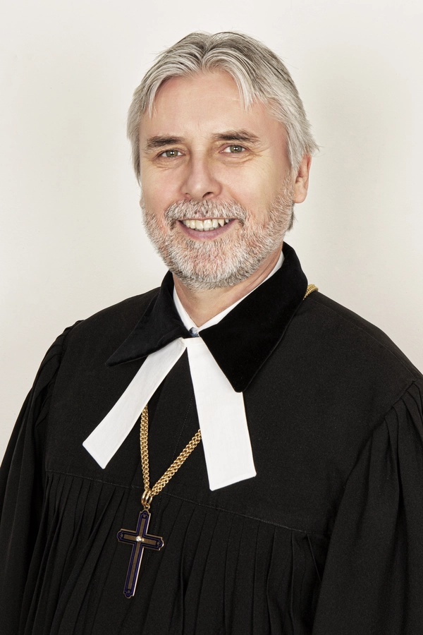 Ivan Eľko- generálny biskup ECAV na Slovensku ŽIVOTOPIS