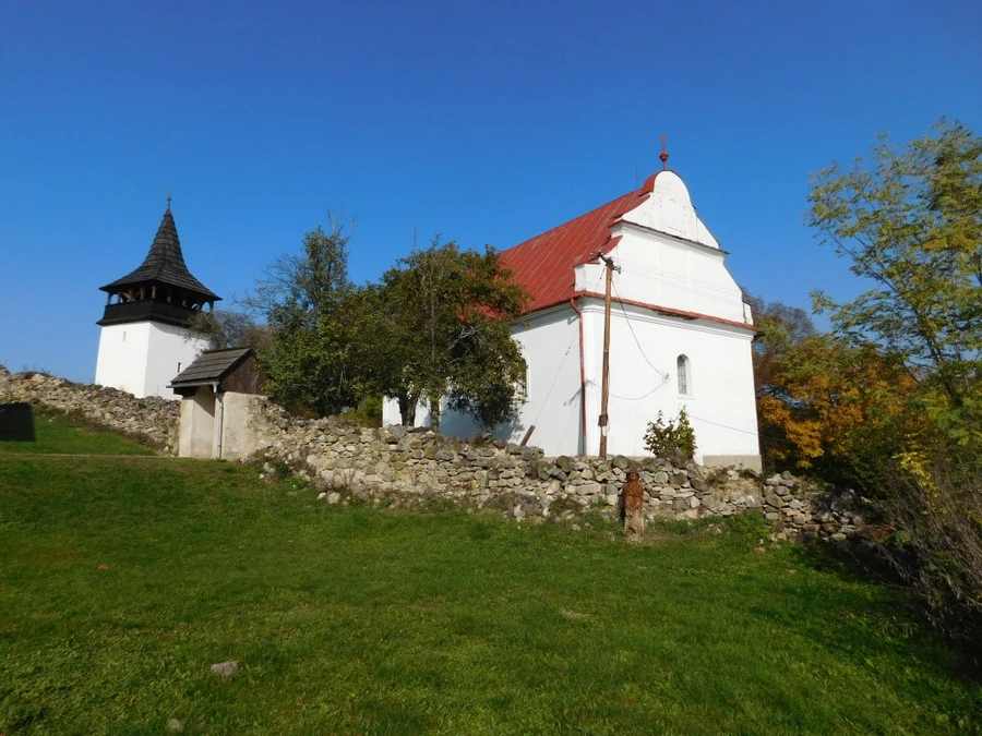 Reštaurátorský výskum v Drienčanoch