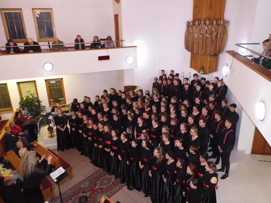 Začiatok Adventu s Chorus Comenianus vo Vranove nad Topľou
