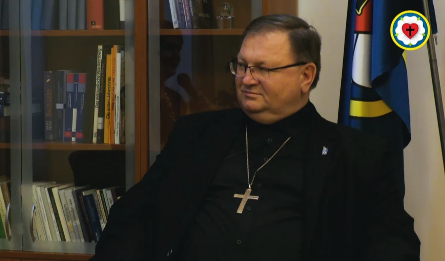 Rozlúčka s biskupom VD Slavomírom Sabolom
