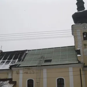 Oprava strechy na kostole v Gočove