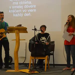 Konfivíkendovka mladých z HOS a NOS 