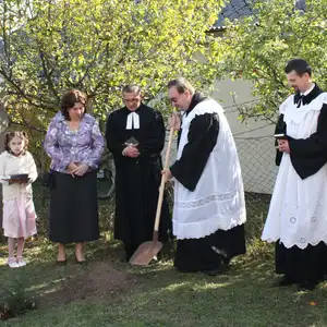 Pamiatke J. Rotaridesa a D. Bancíkovej