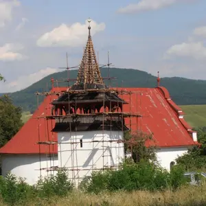 Obnovená zvonica v Drienčanoch