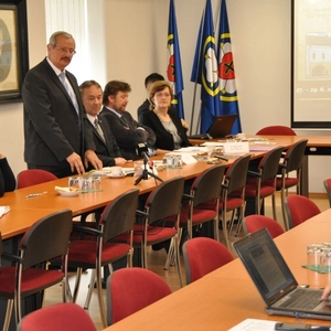 Tlačová konferencia k IV. ECD