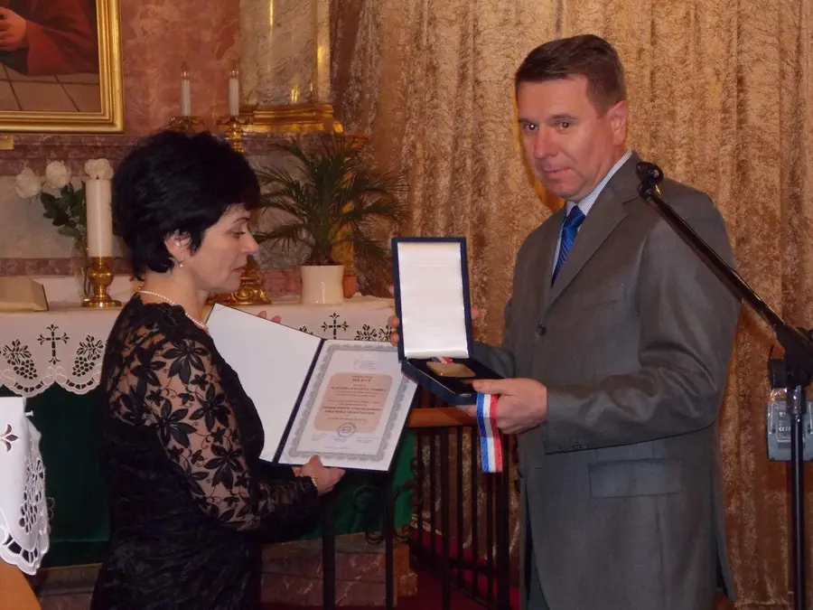 S. Očenášovej-Štrbovej udelená Zlatá medaila L. Tolstého 