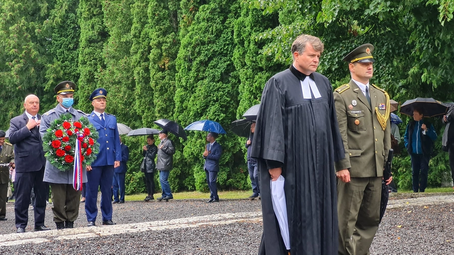 Znovuotvorenie obnoveného vojenského cintorína Háj Nicovô v Liptovskom Mikuláši