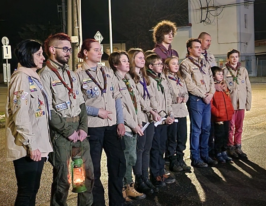 Príbovské Vianoce pri adventnom venci