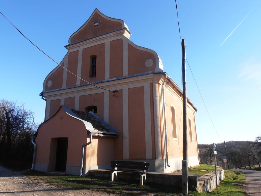 I. etapa obnovy na kostole v Slizkom