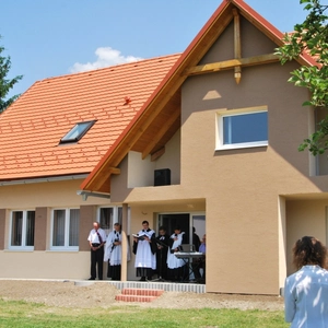 Misijné večery a posviacka zborového domu v Párnici