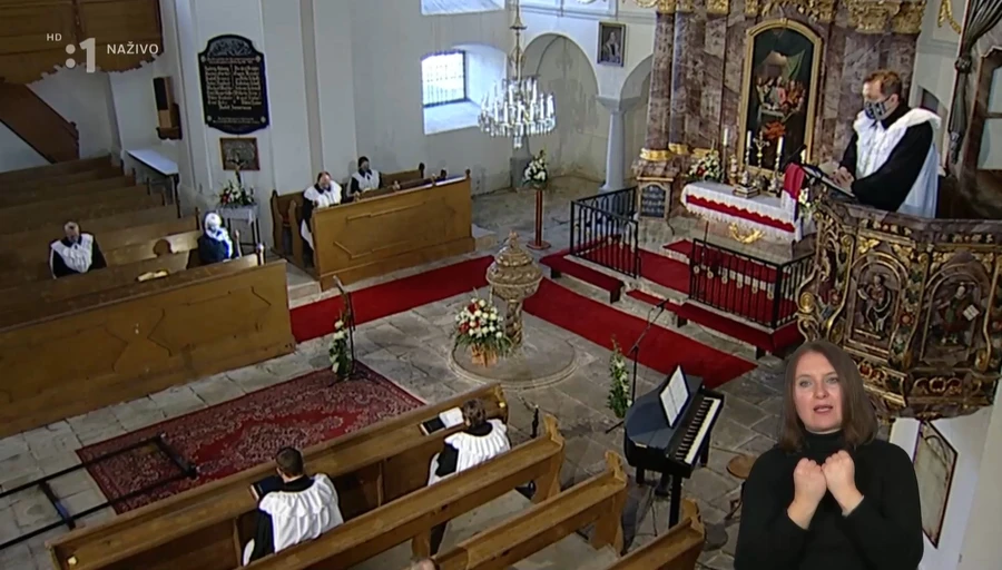 Kázeň biskupa VD Petra Mihoča počas Pamiatky reformácie v Ľubici