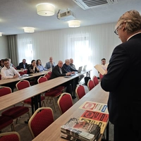 Stretli sa predsedníctva seniorátov, dištriktov a ECAV