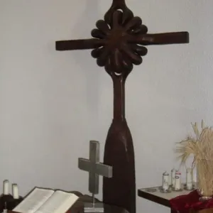 Organ a rozličný kostolný mobiliár