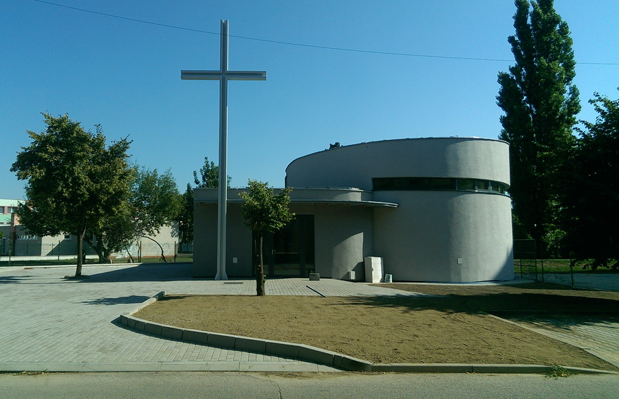 Slávnostná posviacka kostola v Seredi