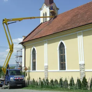 Kostol v Závažnej Porube obliekajú do nových šiat